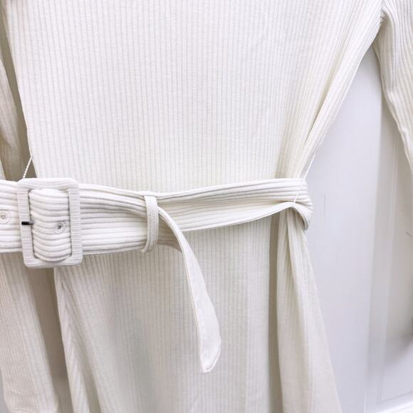 Club Monaco Melissah Knit Dress - Picture 9 of 11